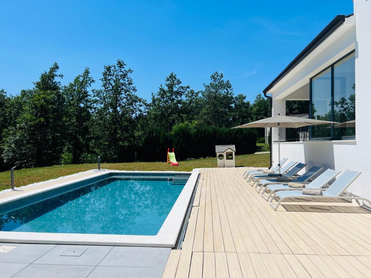 Vila Prisunca Jacuzzi & Swimming Pool Pazin Εξωτερικό φωτογραφία