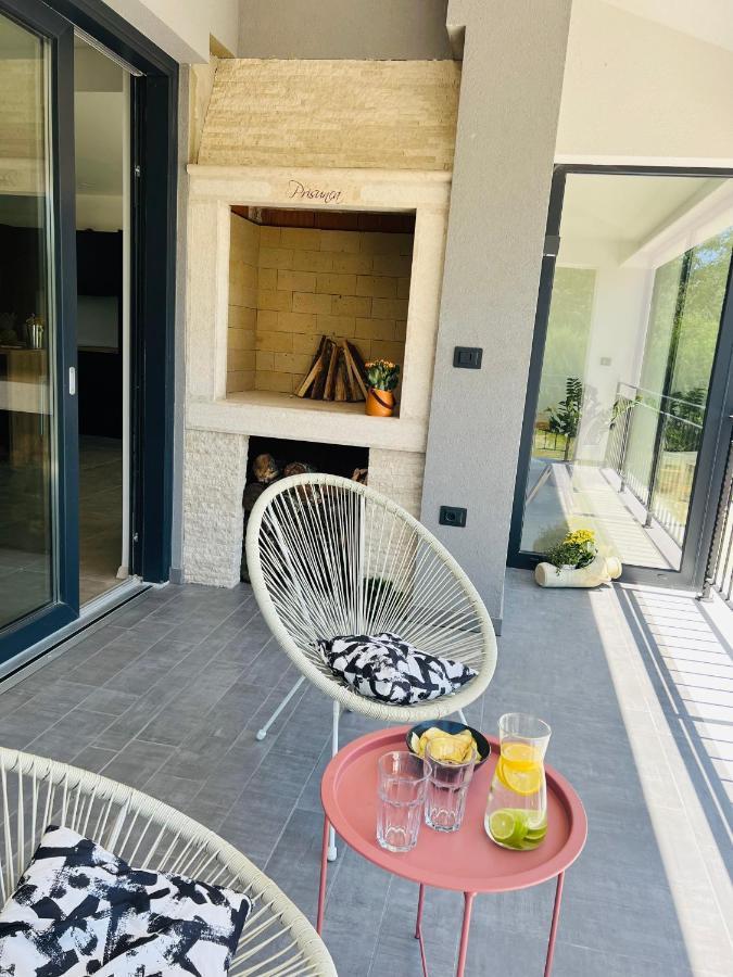 Vila Prisunca Jacuzzi & Swimming Pool Pazin Εξωτερικό φωτογραφία