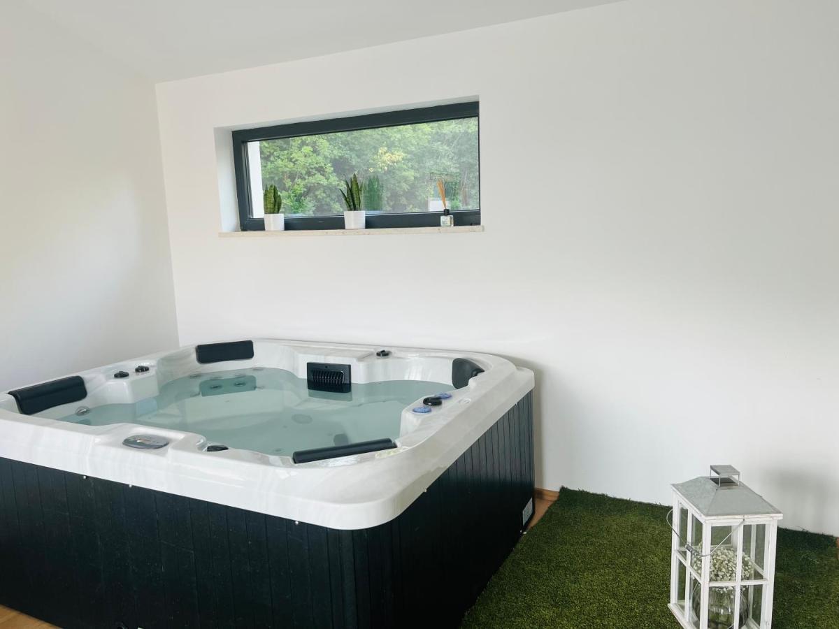 Vila Prisunca Jacuzzi & Swimming Pool Pazin Εξωτερικό φωτογραφία
